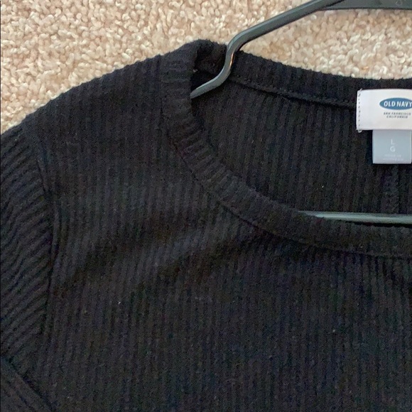 Old navy - plain black long sleeve - Picture 3 of 3